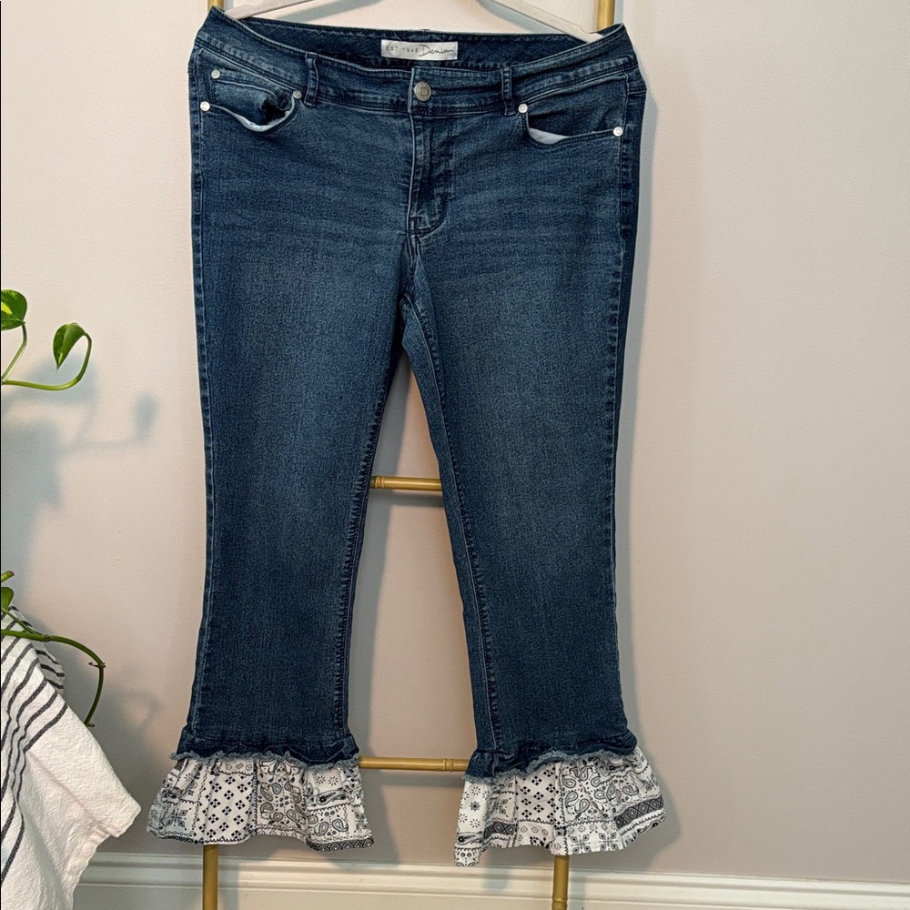 Dark Wash Women’s Jeans with Printed Ruffle Hem